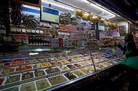 Barcelona-La-Boqueria-market-spices-nuts-and-pulses-stall