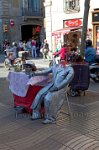 Barcelona-La-Rambla-street-performer-Old-town-6