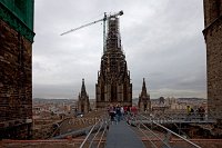 Barcelona-cathederal-from-the-roof-3