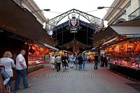 Barcelona-entrance-to-La-Boqueria-market