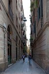 Barcelona-narrow-old-street