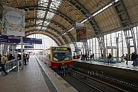 Berlin-Alexanderplatz-station-S-Bahn-train