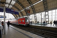 Berlin-Alexanderplatz-station-double-deck-train