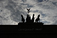 Berlin-Brandenberg-silhouette