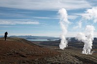 Iceland-lake-Pingvallavtn-Nesjavellir-power-plant