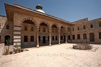 Azem-palace-courtyard-2-Hama-Syria