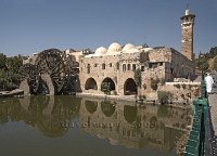 Noria-waterwheel-and-Nur-Ad-Din-mosque-2-Hama-Syria