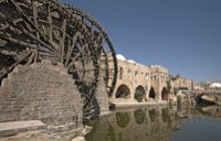 Noria-waterwheel-and-Nur-Ad-Din-mosque-4-Hama-Syria