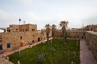Syria-Arwad-island-inside-the-fort-1