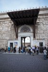 Syria-Damascus-evening-at-the-main-entrance-Bab-Al-Barid-to-the-Great-Umayyad-mosque