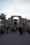 Syria-Damascus-evening-roman-archway-entrance-to-the-souk-Al-Hamadiye