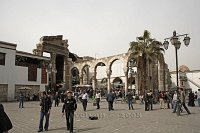 Syria-Damascus-souk-Al-Hamadiye-exit