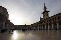 Syria-Damascus-the-courtyard-at-dusk-in-the-Great-Umayyad-mosque