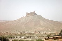 Syria-Palmyra-and-arab-hill--fort
