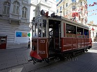 Istanbul-Beyoglu-Istikal-Caddesi-tram-2