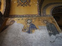 Istanbul-inside-Haghia-Sophia-mosaics