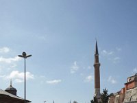 Istanbul-tourists-and-crowds-outside-Haghia-Sofia