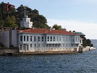 Istanbul-traditional-Otterman-yali-on-the-Bosphorous