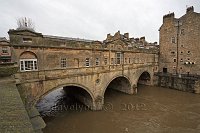 Bath-Pulteney-bridge-and-Avon-in-flood-2