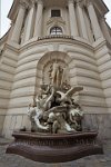 Vienna-Michaelerplatz-fountain-Pt