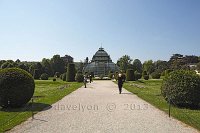 Vienna-Palm-house-at-the-Schonbrunn-palace-gdns