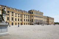 Vienna-Schonbrunn-palace