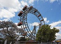 Vienna-the-historic-Ferris-wheel-at-Prater-Land