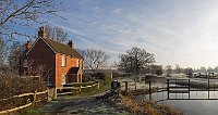 Papercourt lock 7