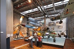 Berlin-Deutsches-Technikmuseum-man-and-boy-flying-bombs