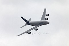 Farnborough-Airbus-industries-A380-2