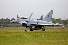 Farnborough-Eurofighter-Typhoon-landing