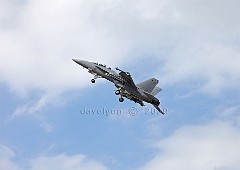 Farnborough-F18-take-off