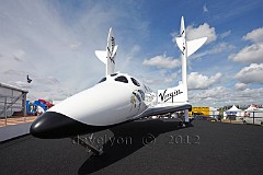 Farnborough-Virgin-Galactic-SpaceShipTwo-2