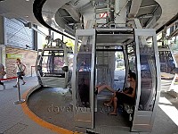 Barcelona-the-Mountjuic-cable-car