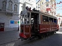 Istanbul-Beyoglu-Istikal-Caddesi-tram-2