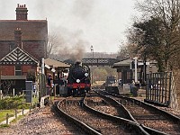 Steam engine in Southern livery preparing to leave Sheffield Par