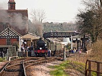Steam engine in Southern livery preparing to leave Sheffield Par